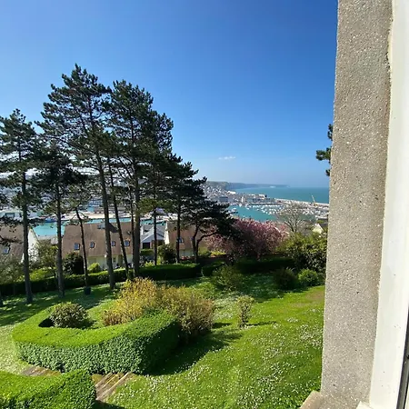 Duplex In With Harbor Views, Cleaning Included